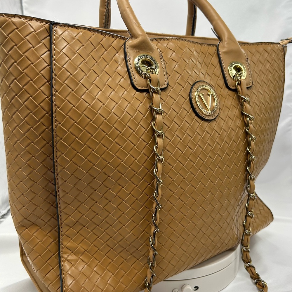 Vera New York Elegant Tan Woven Tote with Gold Chain Detail